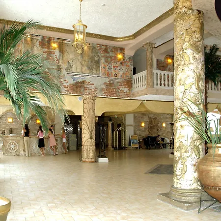 Курортный комплекс Royal Park 4*