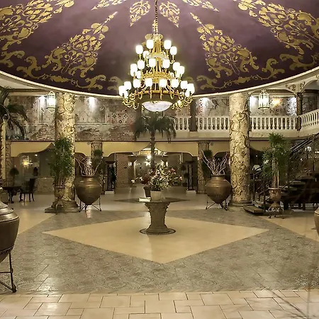 Royal Park 4* Елените