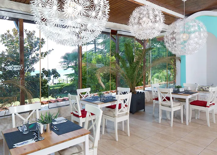 Royal Park Ośrodek wypoczynkowy Elenite