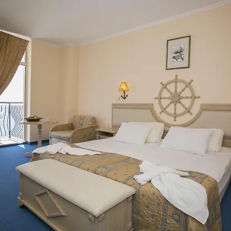 Feriested Royal Park 4*
