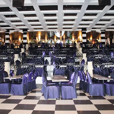 Royal Park Resort 4*