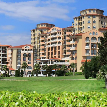 Royal Park אתר נופש